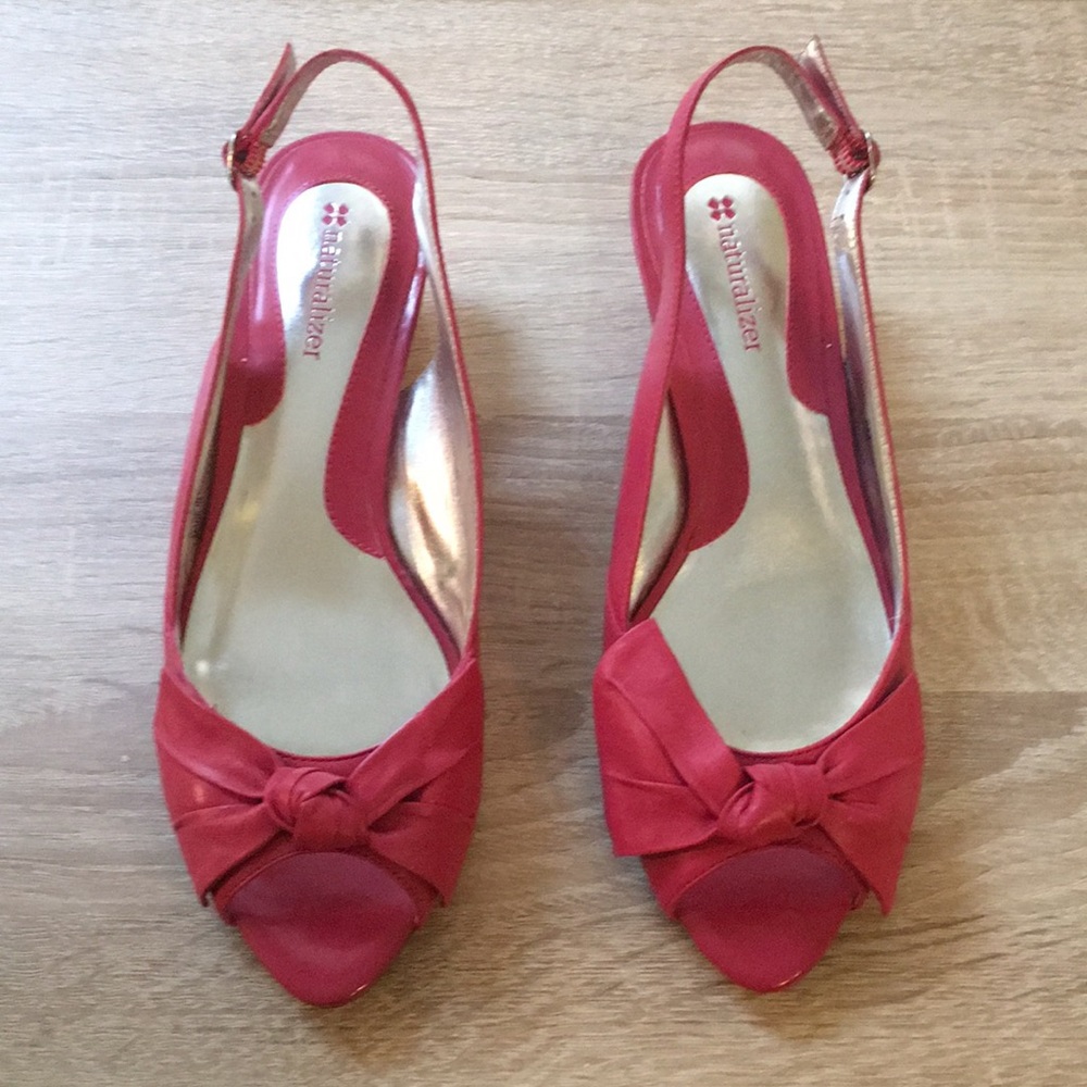 New open toe sling back pump. Size 8M